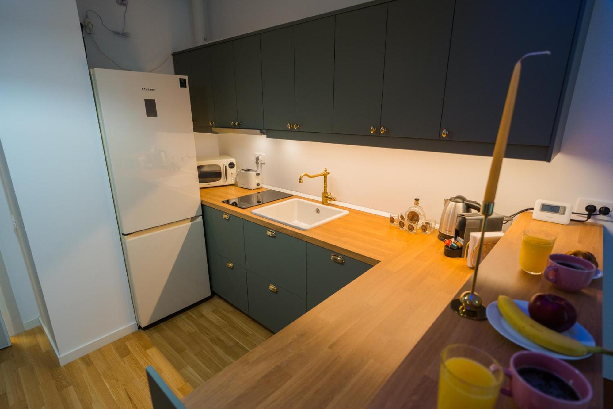 בוקרשט Central Apartments With City View & Large Balcony מראה חיצוני תמונה