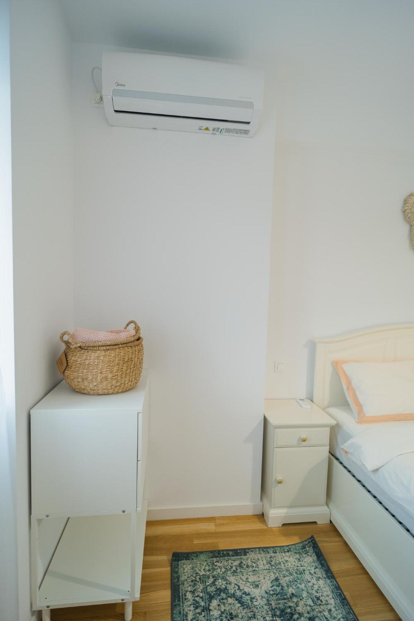 בוקרשט Central Apartments With City View & Large Balcony מראה חיצוני תמונה