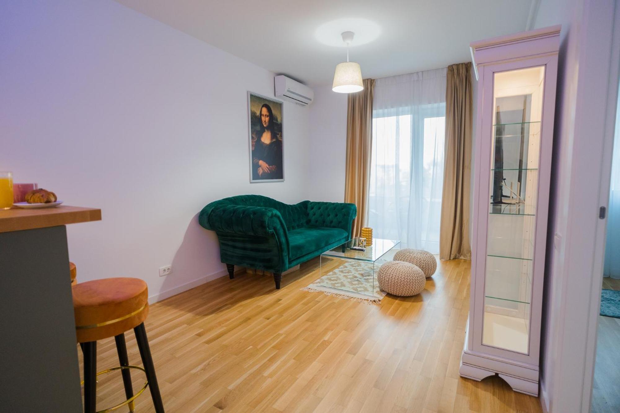 בוקרשט Central Apartments With City View & Large Balcony מראה חיצוני תמונה